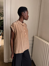 Load image into Gallery viewer, 1970s Chloé by Karl Lagerfeld blouse