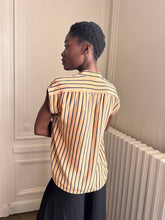 Load image into Gallery viewer, 1970s Chloé by Karl Lagerfeld blouse