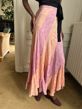 Load image into Gallery viewer, 1970s satin skirt