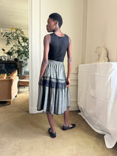 Load image into Gallery viewer, 1980s french boutique skirt