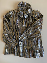 Load image into Gallery viewer, 1970s Renata lamé open blouse