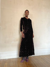 Load image into Gallery viewer, 1970s velvet set