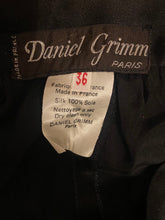 Load image into Gallery viewer, 1980s silk satin pants