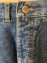 Load image into Gallery viewer, 1990s Oaks by Ferre shorts