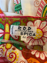 Load image into Gallery viewer, 1970s floral tunic