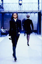 Load image into Gallery viewer, documented AW 1989 Alaïa velvet blazer