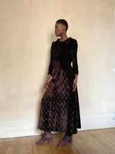 Load image into Gallery viewer, 1970s velvet set