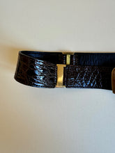 Load image into Gallery viewer, 1980s dark brown crocodile belt
