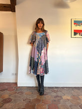 Load image into Gallery viewer, 1970s British boutique dress
