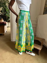 Load image into Gallery viewer, 1970s palazzo pants
