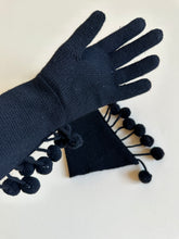 Load image into Gallery viewer, 1980s Dorothée Bis gloves
