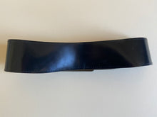 Load image into Gallery viewer, 1970s cherub belt
