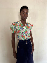 Load image into Gallery viewer, 1970s french boutique blouse
