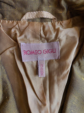 Load image into Gallery viewer, 1990s Romeo Gigli blazer
